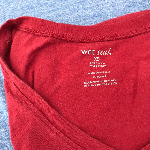 Basic Red V Neck Wet Seal - Picture 2 of 3